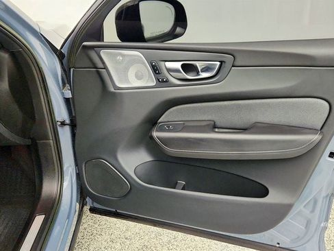 Used 2023 Volvo XC60 B6 Ultimate w/ Protection Package Premier AWD/4WD image 26