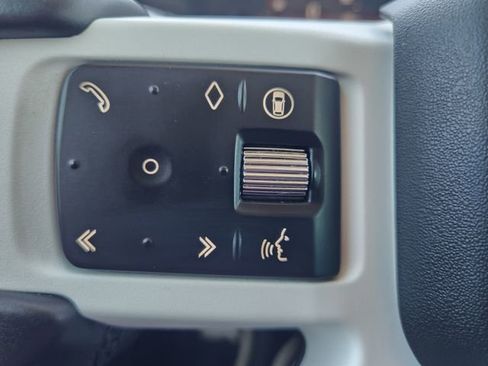 Used 2024 Land Rover Defender 110 SE AWD/4WD image 34