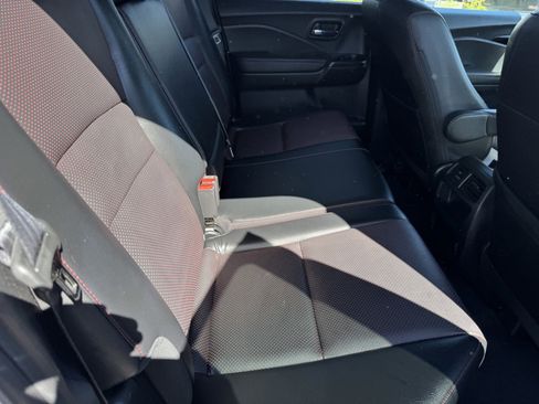 Used 2022 Honda Ridgeline Black Edition image 11
