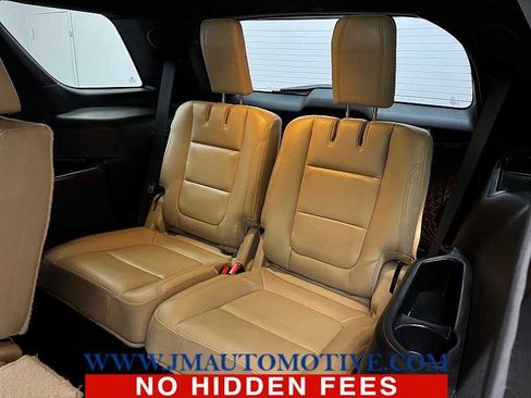 Used 2017 Ford Explorer Limited w/ Equipment Group 301A AWD/4WD image 16