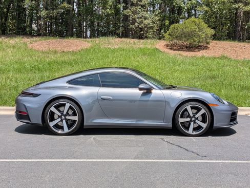 Certified 2026 Porsche 911 Carrera RWD image 32