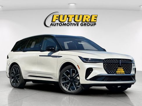 New 2026 Lincoln Nautilus Reserve AWD/4WD image 1