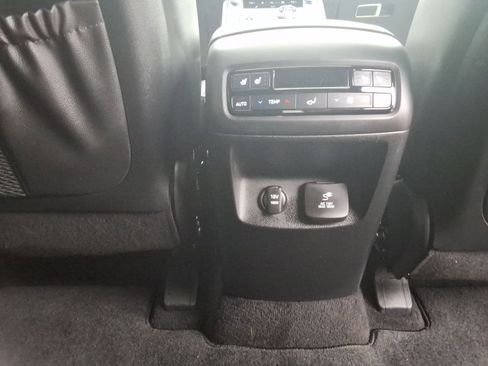 Used 2024 Hyundai Palisade Calligraphy image 25