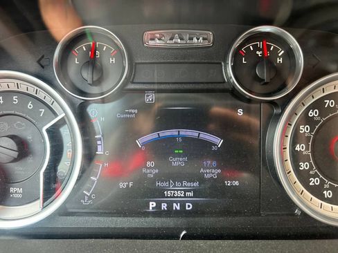 Used 2015 RAM 1500 Classic SLT w/ SLT Plus D←cor Group AWD/4WD image 20