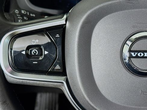 Used 2024 Volvo S60 B5 Plus image 13