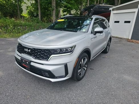 Used 2022 Kia Sorento SX Prestige w/ Panoramic Sunroof Package AWD/4WD image 2