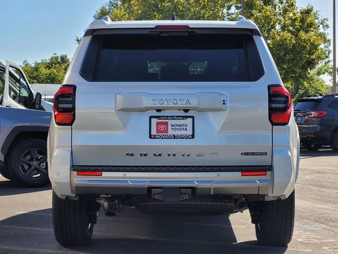 New 2026 Toyota 4Runner Limited w/ Tow Technology Package AWD/4WD image 5