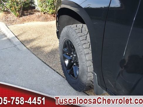 Used 2020 Chevrolet Silverado 1500 LT Trail Boss image 16
