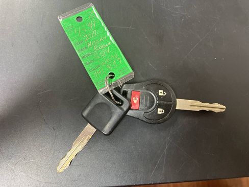 Used 2012 Nissan Rogue S FWD image 32