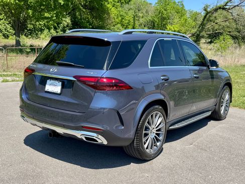 Used 2026 Mercedes-Benz GLE 450 4MATIC image 3