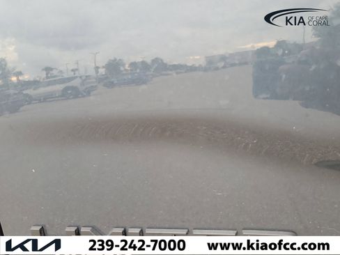 Used 2026 RAM 2500 Limited AWD/4WD image 11