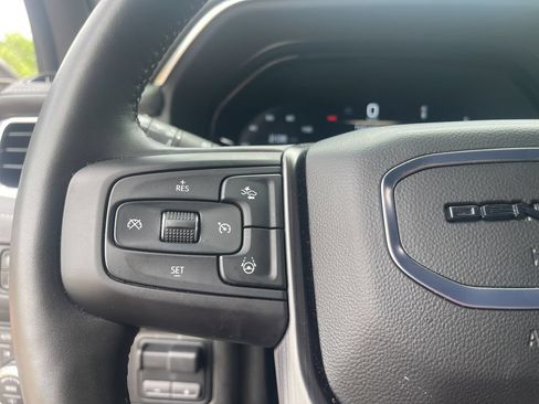 Used 2024 GMC Yukon Denali Ultimate AWD/4WD image 14