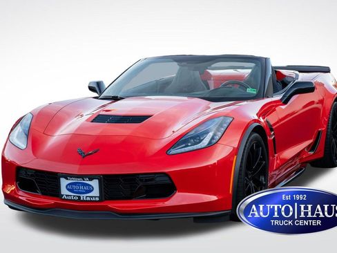 Used 2018 Chevrolet Corvette Grand Sport image 1