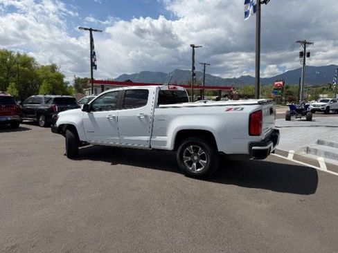 Used 2018 Chevrolet Colorado Z71 AWD/4WD image 8