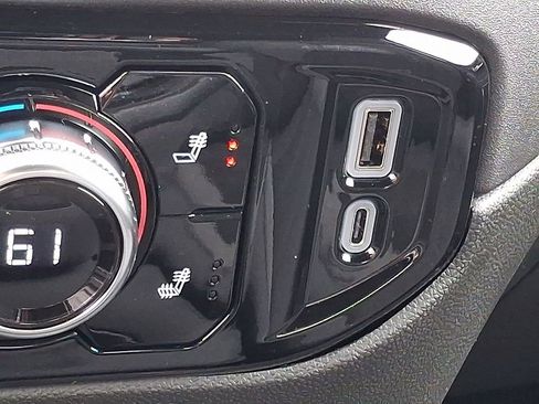 New 2026 GMC Sierra 1500 SLE image 41