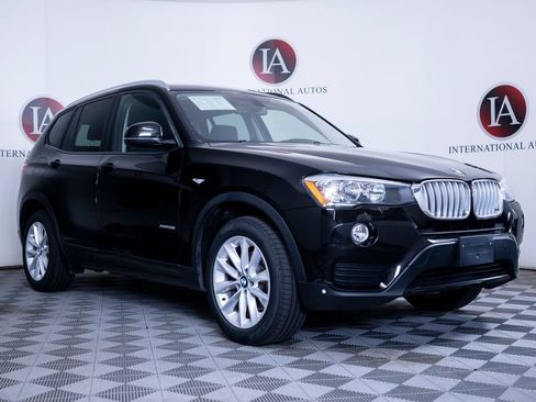 Used 2017 BMW X3 xDrive28i AWD/4WD image 1