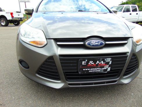 Used 2013 Ford Focus SE FWD image 35