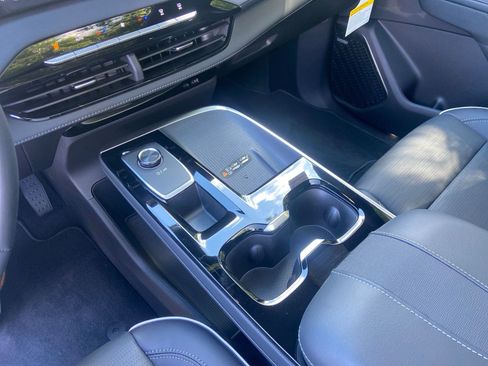 New 2026 Buick Enclave Sport Touring w/ Power Package FWD image 18