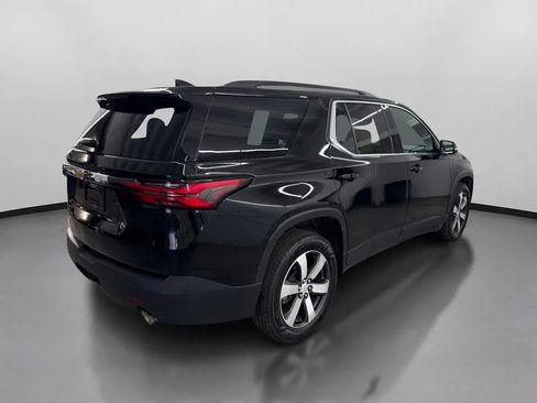 Used 2023 Chevrolet Traverse LT w/ LT Premium Package AWD/4WD image 10