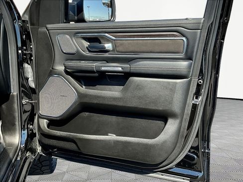 Used 2025 RAM 1500 Laramie w/ Night Edition AWD/4WD image 29