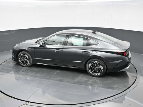 Certified 2025 Hyundai Sonata SEL image 26