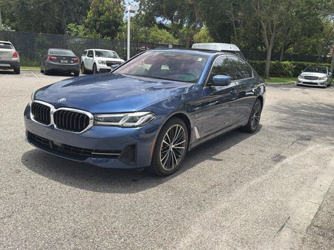 Used 2023 BMW 530e w/ Premium Package RWD image 7