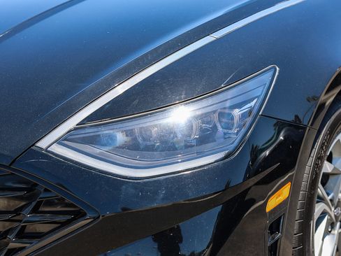 Used 2023 Hyundai Sonata SEL w/ Preferred Accessory Package FWD image 19