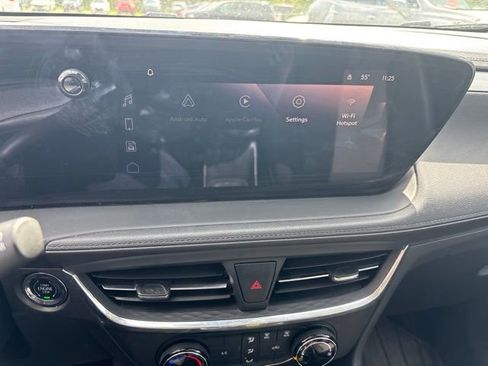 Used 2024 Buick Encore GX Preferred AWD/4WD image 19