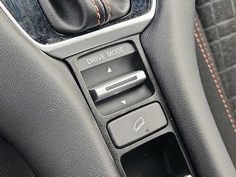 Certified 2024 Honda HR-V Sport image 25