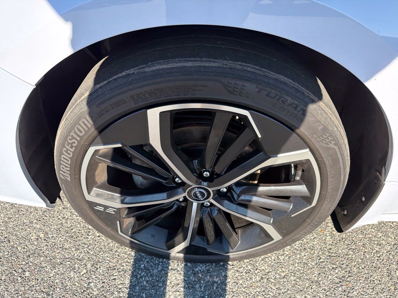 Used 2023 Nissan Altima 2.5 SR AWD/4WD image 10
