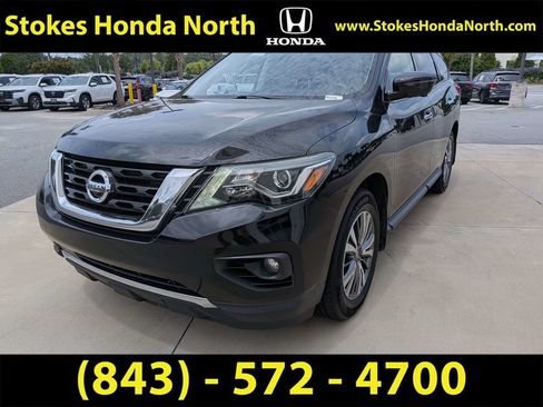 Used 2019 Nissan Pathfinder SL w/ Cargo Package FWD image 8