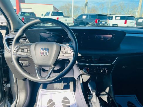 Used 2025 Buick Encore GX Preferred image 34