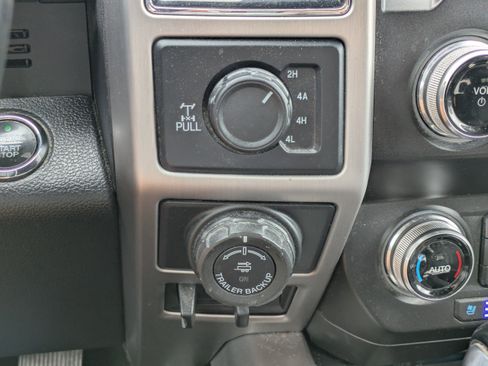 Certified 2019 Ford F150 Platinum w/ Equipment Group 701A Luxury AWD/4WD image 27