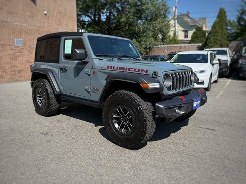Used 2026 Jeep Wrangler Rubicon w/ Xtreme 35 Tire Package AWD/4WD image 3