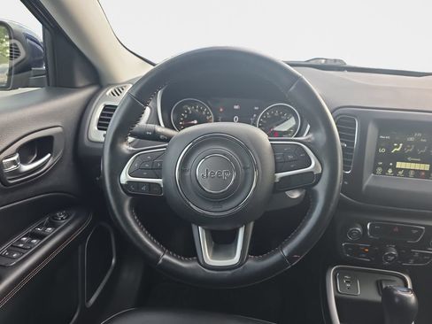Used 2021 Jeep Compass Latitude w/ Convenience Group FWD image 11