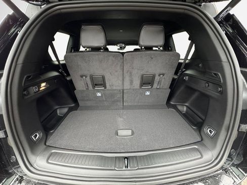 New 2025 Jeep Grand Cherokee L Limited w/ Black Appearance Package image 36