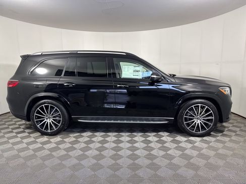 New 2026 Mercedes-Benz GLS 580 4MATIC image 6