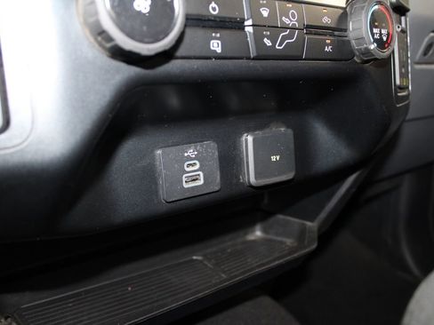 Used 2024 Ford F250 XLT image 52