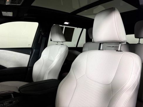 Used 2024 Lexus TX 350 FWD w/ Technology Package image 17