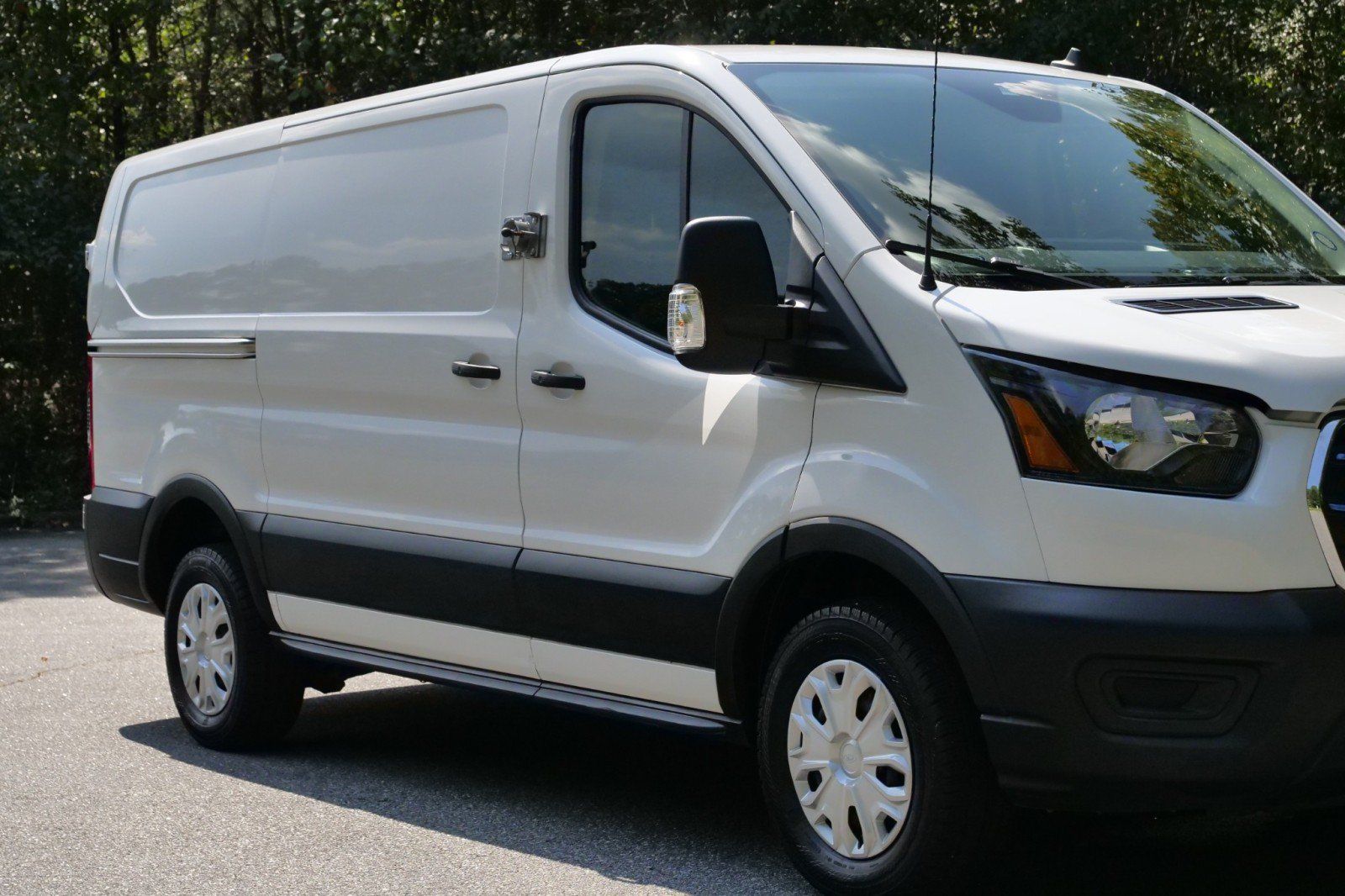 Used 2022 Ford E-Transit Low Roof w/ Load Area Protection Package RWD image 45
