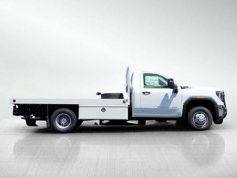 New 2026 GMC Sierra 3500 Pro w/ Convenience Package AWD/4WD image 3