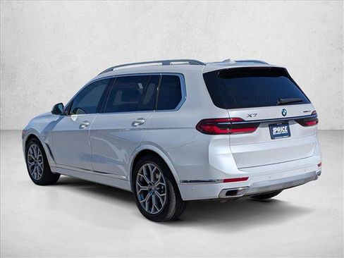 Used 2025 BMW X7 xDrive40i AWD/4WD image 8