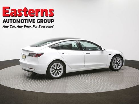 Used 2021 Tesla Model 3 Standard Range Plus image 37