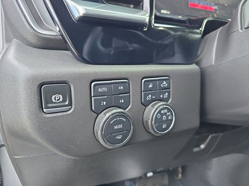 Used 2025 Chevrolet Silverado 1500 LT Trail Boss w/ LT Trail Boss Premium Package image 22