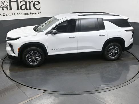 New 2026 Chevrolet Traverse LT w/ Driver Confidence Package FWD image 37