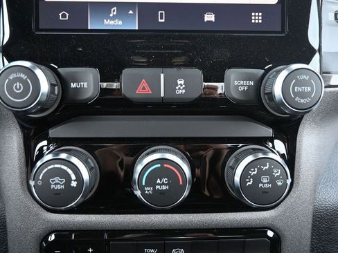 New 2026 RAM 5500 Tradesman AWD/4WD image 22