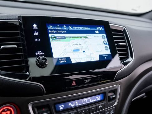 Certified 2023 Honda Passport TrailSport image 23