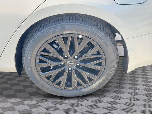 New 2025 Nissan Altima 2.5 SV w/ SV Special Edition Package image 9