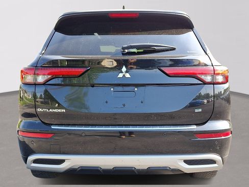 Used 2023 Mitsubishi Outlander ES AWD/4WD image 5