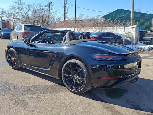Used 2021 Porsche 718 Boxster S RWD image 22
